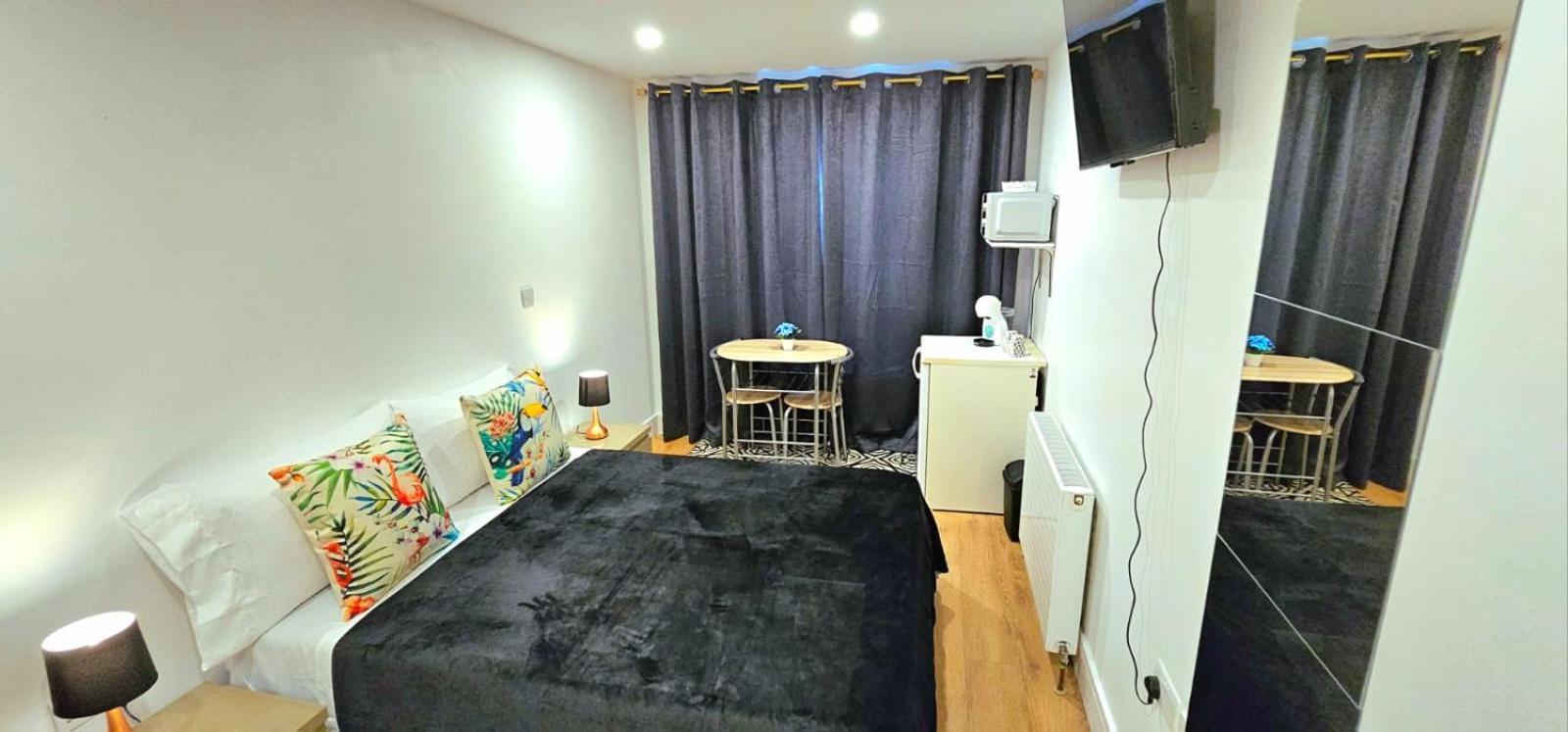 Penelope Ensuite Double Room London Eksteriør billede